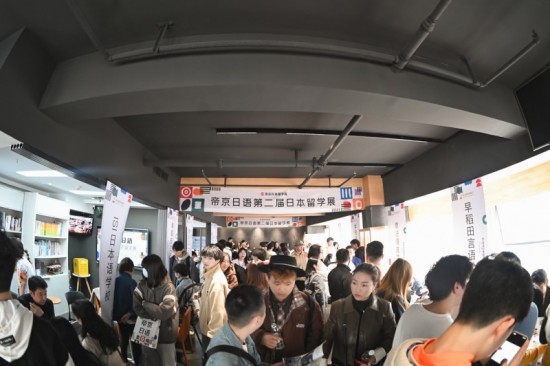云图片